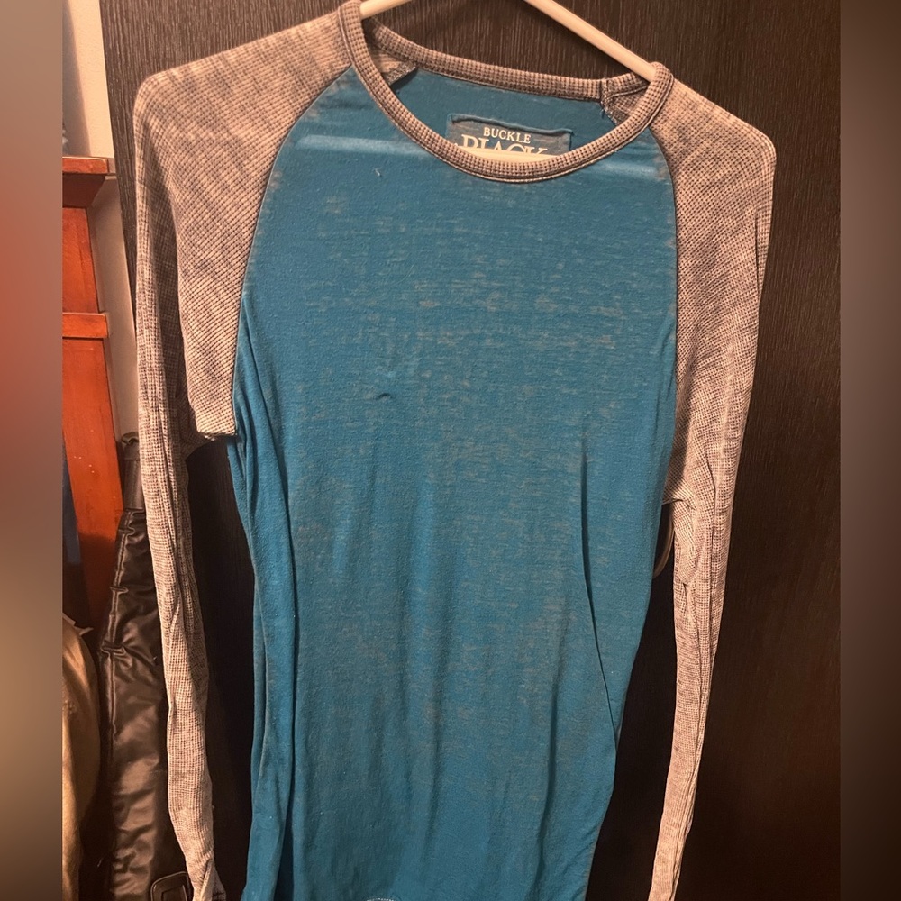 Mens Buckle Black L/s tee